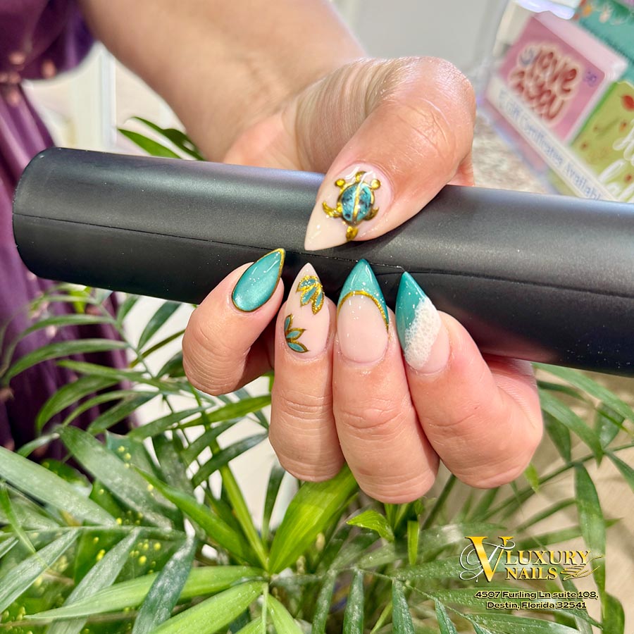 Trending Nail Art